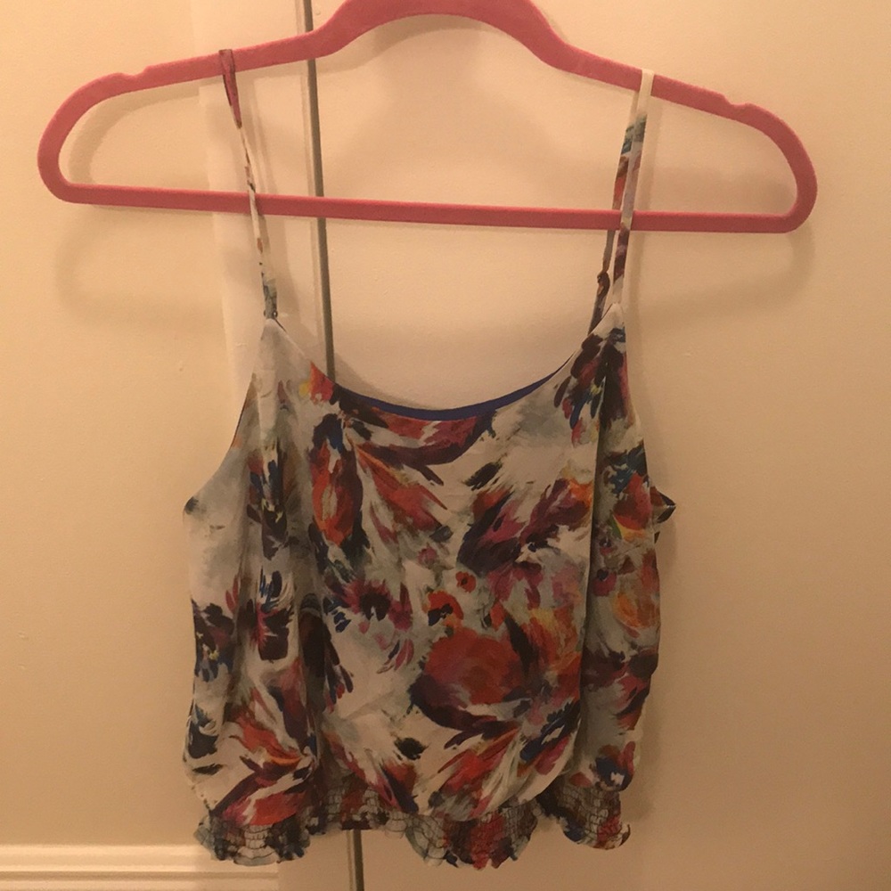 Top says large but I would say Medium/small